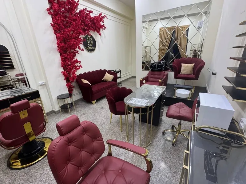 Salon tayyor joy soch masteri kerak arendaga