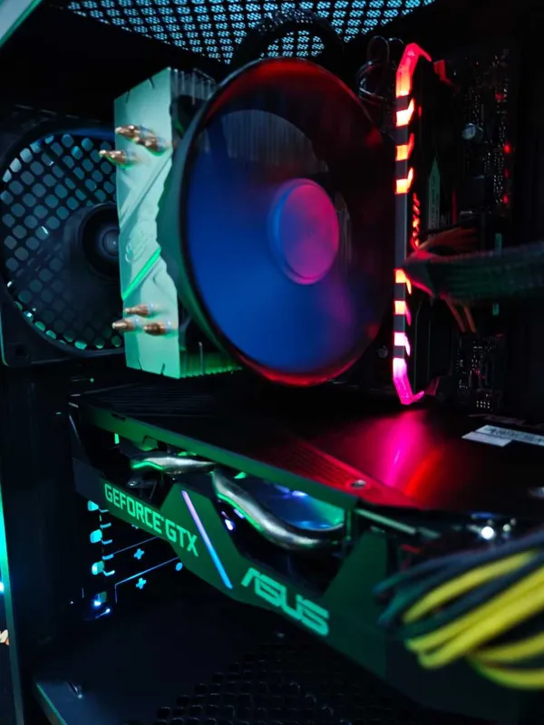 Игровой Компьютер i7 11700 / GTX 1080 Ti 11GB / DDR4 24GB / SSD 256GB — фото 2 Игровой Компьютер i7 11700 / GTX 1080 Ti 11GB / DDR4 24GB / SSD 256GB — фото 2