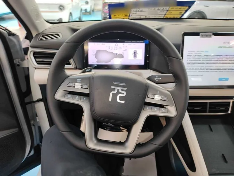 BYD Yuan UP Intelligent Driving Version 401 KM Dynamic Edition — фото 9
