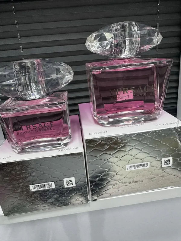 Versace Bright Crystal — фото 1