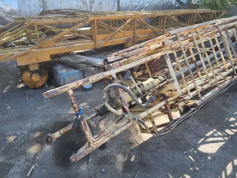 Продам автовышку 5 Продам автовышку 5