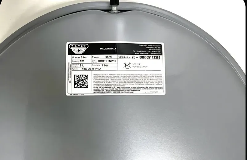 Расширительный баки 6-7-8 L для газовых котлов (3/8 резьба) 4