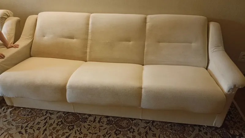 Divan va 2 ta kreslo sotaman 1 Divan va 2 ta kreslo sotaman 1