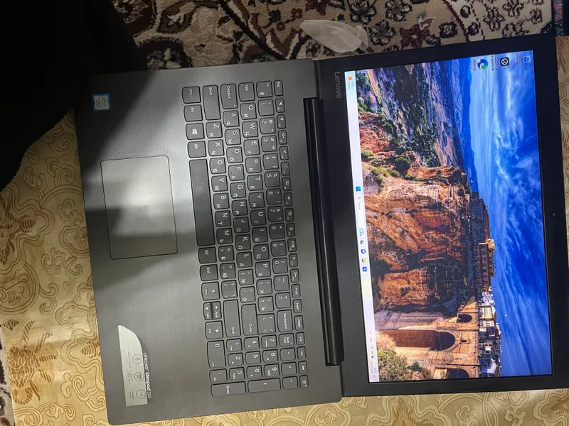 Продаётся ноутбук Lenovo 2