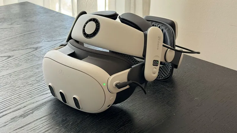 Meta Quest 3, 3S - крепление Bobovr S3 Pro с аккумулятором 10000 мАч — фото 2