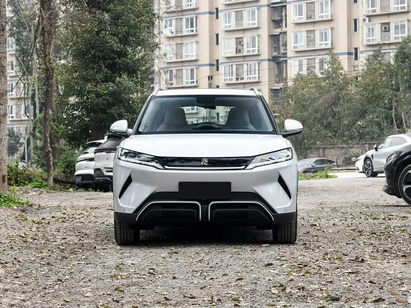 BYD Yuan Up Smart 2 naxt + halol nasiya 1 BYD Yuan Up Smart 2 naxt + halol nasiya 1