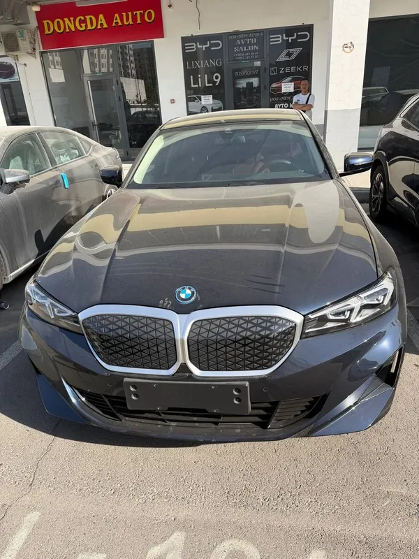 BMW i3 eDrive 35L в идеальном состоянии счёт справка 1 BMW i3 eDrive 35L в идеальном состоянии счёт справка 1