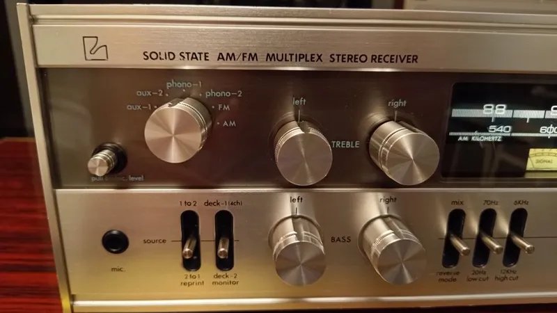 LUXMAN R-800E II стереорессивер 3