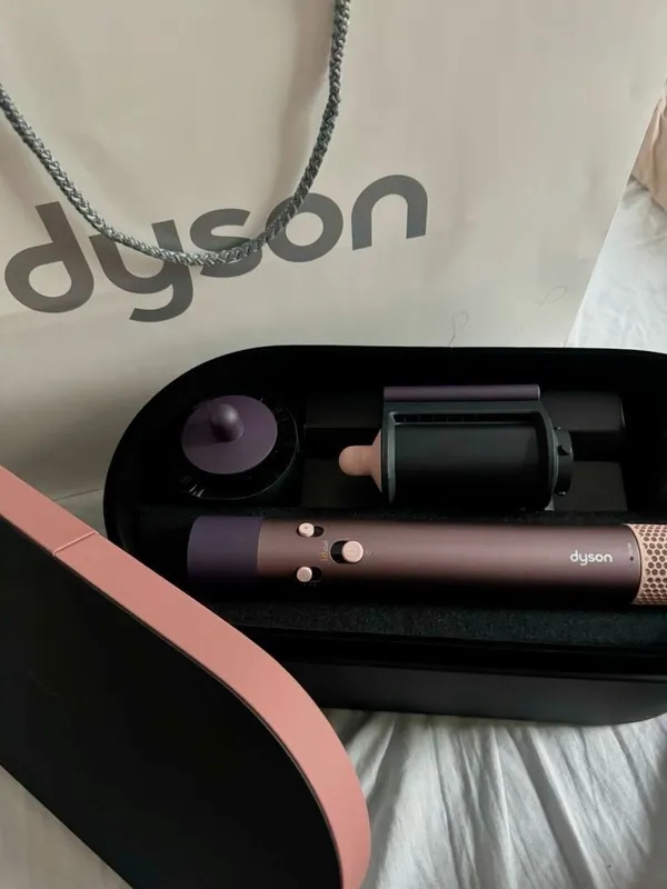 Dyson Airwrap Jasper Plum HS08 — роскошный цвет и идеальная укладка