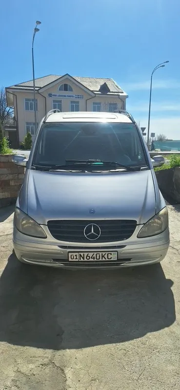 Продаётся вито 2010г автомат
