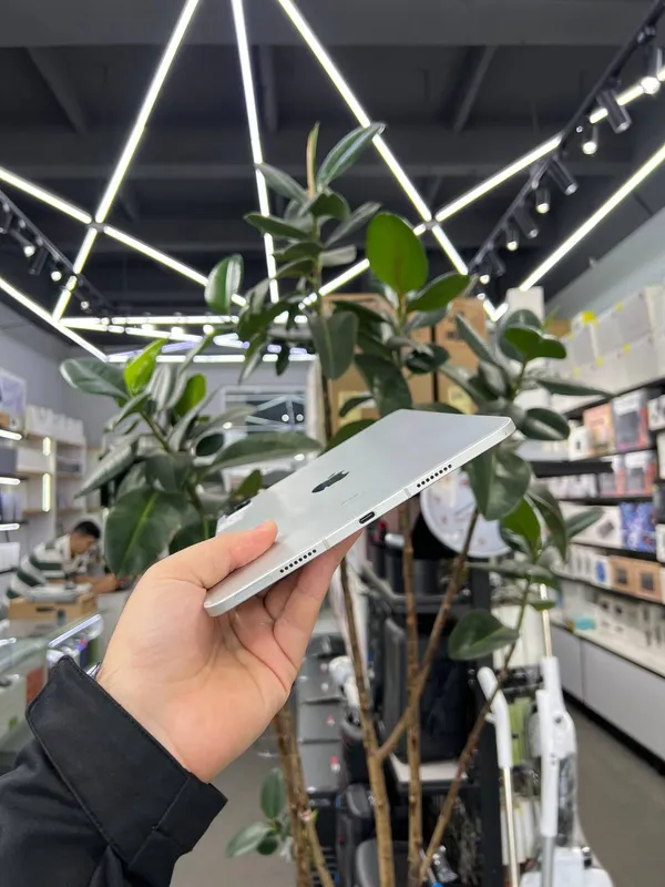 iPad Pro 11 M1 2 iPad Pro 11 M1 2