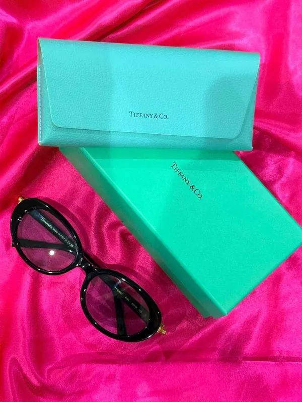 Солнцезащитные очки Tiffany Солнцезащитные очки Tiffany