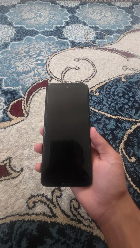 INFINIXHOT12 holati yaxshi hech qayeri sinmagan
