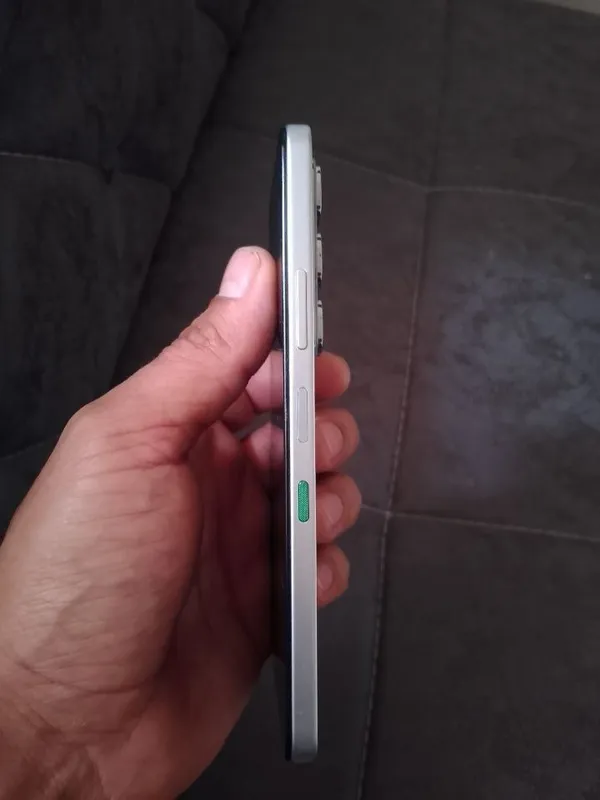 Infinix 60i сотилади почти новый 2 Infinix 60i сотилади почти новый 2