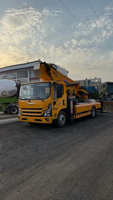 Автовишка Avtovishka JMC va ISUZU 45 metrlik