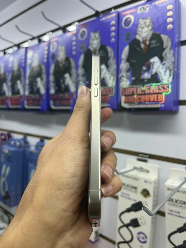 Iphone 15 pro max 86/256 e-sim — фото 3