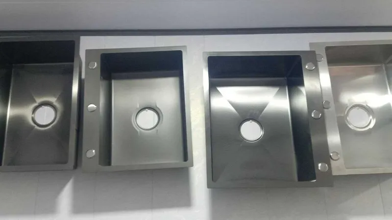Oshxona moykalari judayam arzon dokonlar va bozorlar uchun 8 Oshxona moykalari judayam arzon dokonlar va bozorlar uchun 8