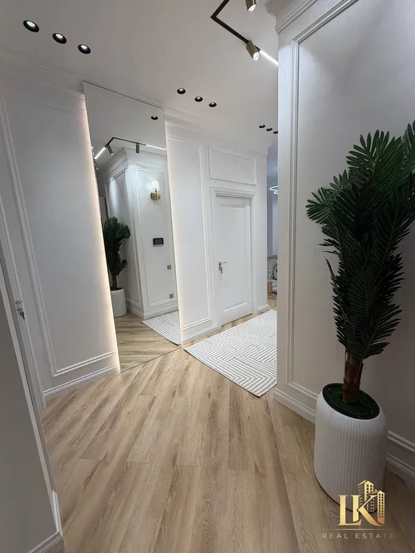 Продаётся 4-комнатная квартира в ЖК Nikitina Residence 7