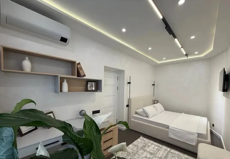Юнусабад 14-кв 3 комнаты • 105 м² • 7/12 этаж 4 Юнусабад 14-кв 3 комнаты • 105 м² • 7/12 этаж 4