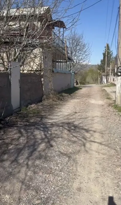 Дача учун ер сотилади