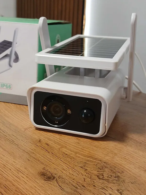 Quyosh panelli Kamera (WIFI) / Камера с солнечной панелью 1 Quyosh panelli Kamera (WIFI) / Камера с солнечной панелью 1