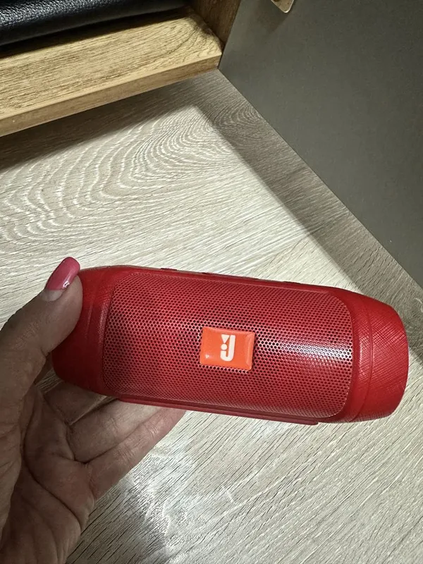 Колонка jbl портативная — фото 1