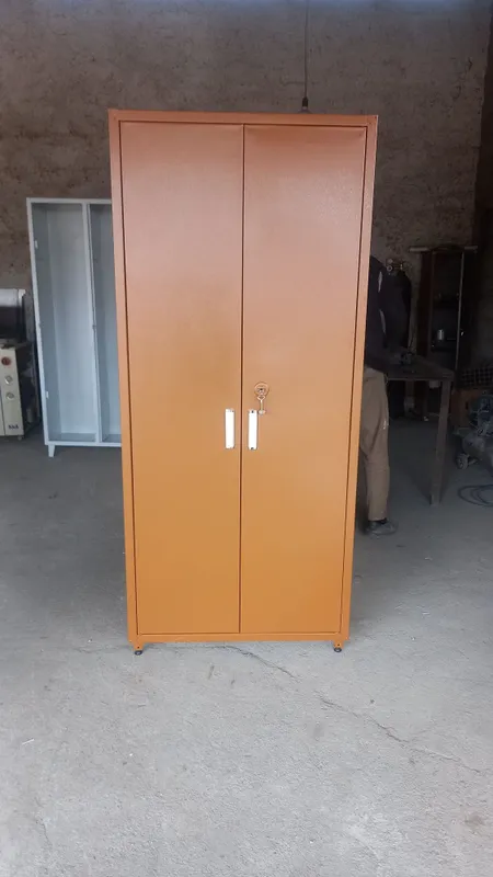 Bugalter shkafi. Metal 1 Bugalter shkafi. Metal 1