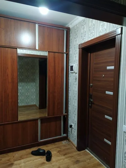 3 xonali kvartira, 72 m², 6/9 qavat (ikkilamchi) — Mirzo-Ulugbek, Karasu-4, Buyuk Ipak Yo‘li metrosi 5 3 xonali kvartira, 72 m², 6/9 qavat (ikkilamchi) — Mirzo-Ulugbek, Karasu-4, Buyuk Ipak Yo‘li metrosi 5