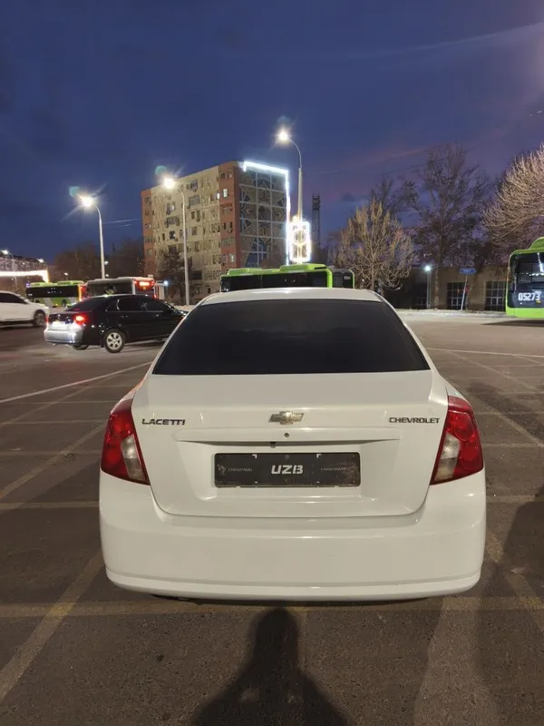 Lacceti 1.8 2010 метани бор 2 Lacceti 1.8 2010 метани бор 2