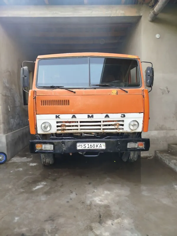 Kamaz 55111 xolati yaxshi yili 1991 dakumentlar joyida dezilda Kamaz 55111 xolati yaxshi yili 1991 dakumentlar joyida dezilda