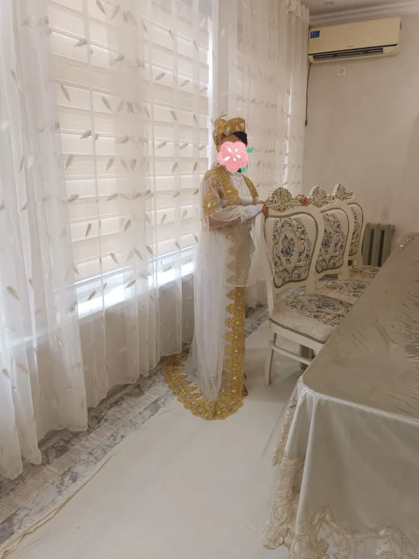 ayollar kiyimi