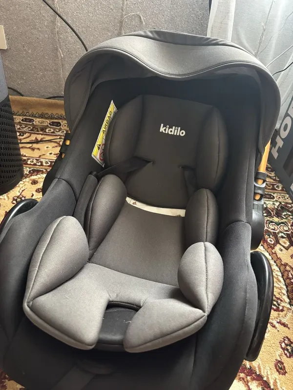 Продам автокресло kidilo