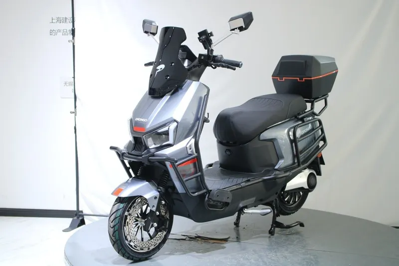 Drongo DS07 Motor 2000w Tezlik 70Km/s Batareya 72V32A