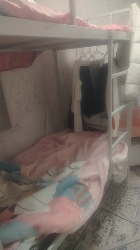 2 etajli temir kravat sotiladi. Prodayotsa dvuxyarosnaya krovat — фото 3