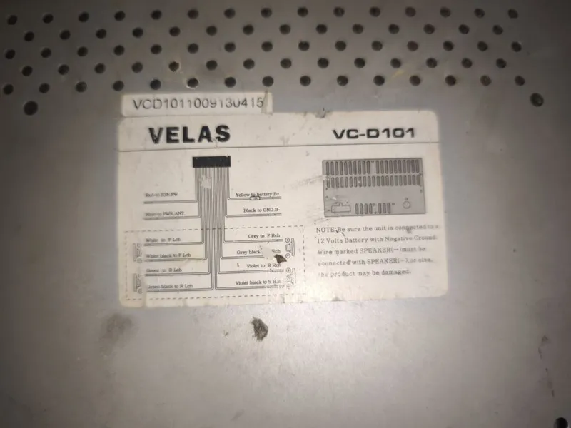 Автомагнитола Velas VC-D101 — фото 2