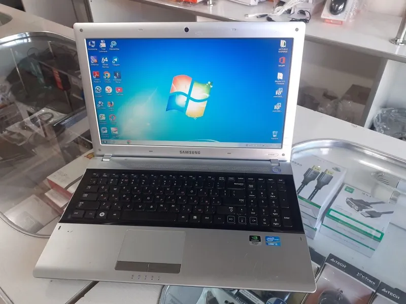 Ноутбук Samsung Core i3 для Офиса