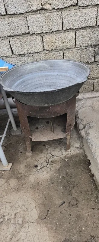 Oʻchoq qozon sotiladi Oʻchoq qozon sotiladi