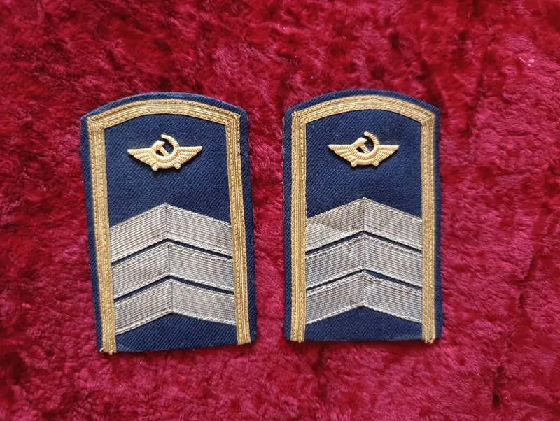 Погоны , шкатулка , подсвечник , свечи декоративные СССР Погоны , шкатулка , подсвечник , свечи декоративные СССР