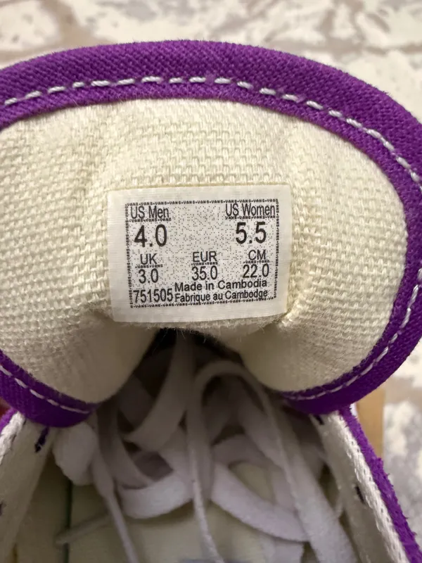 Vans Old Skool Original | EU 35 | Состояние новых | 30 $ 2 Vans Old Skool Original | EU 35 | Состояние новых | 30 $ 2