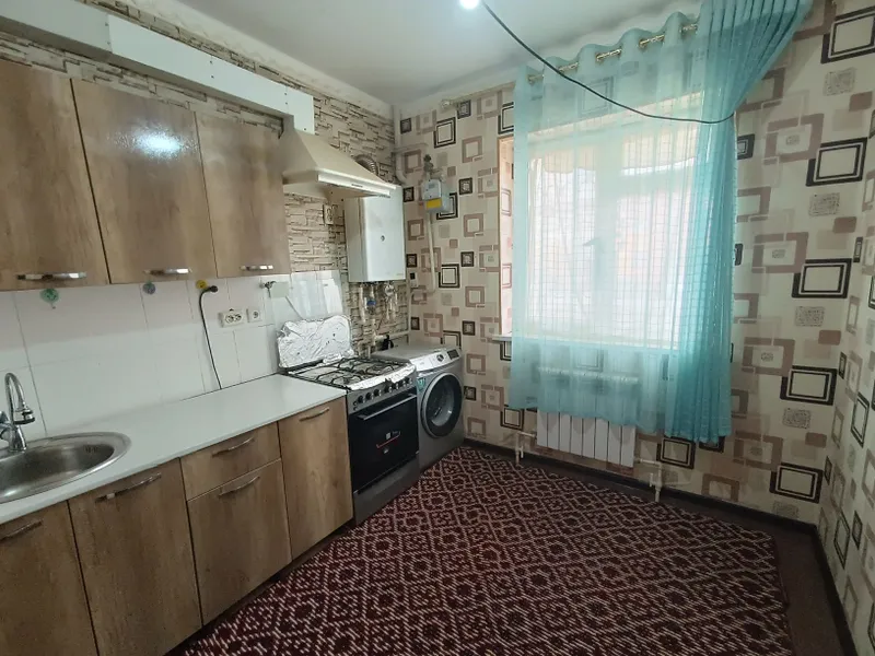 3/2/4 сотилади 71м²
