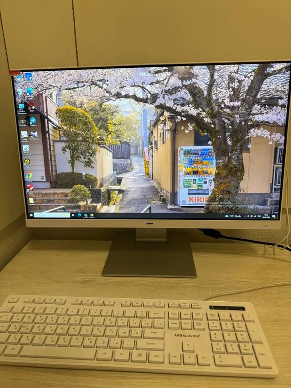 Офисной моноблок i 5, 8/ 256gb Fc 22 h61 i5 2pk 8/ 256gb