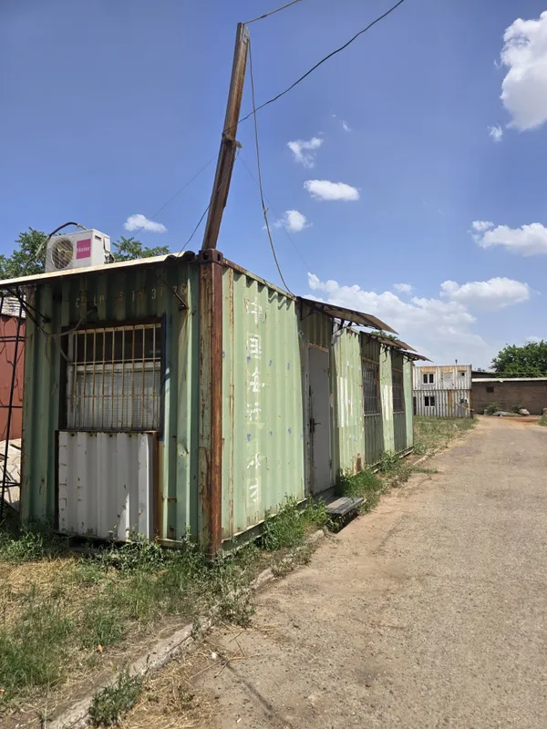 Готовый офис 4500 из морского контейнера 12м. Делали для себя, качеств — фото 1