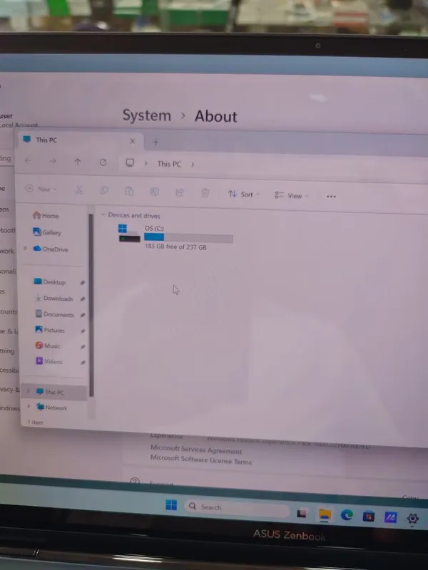 Asus ZenBook 14 open box 5