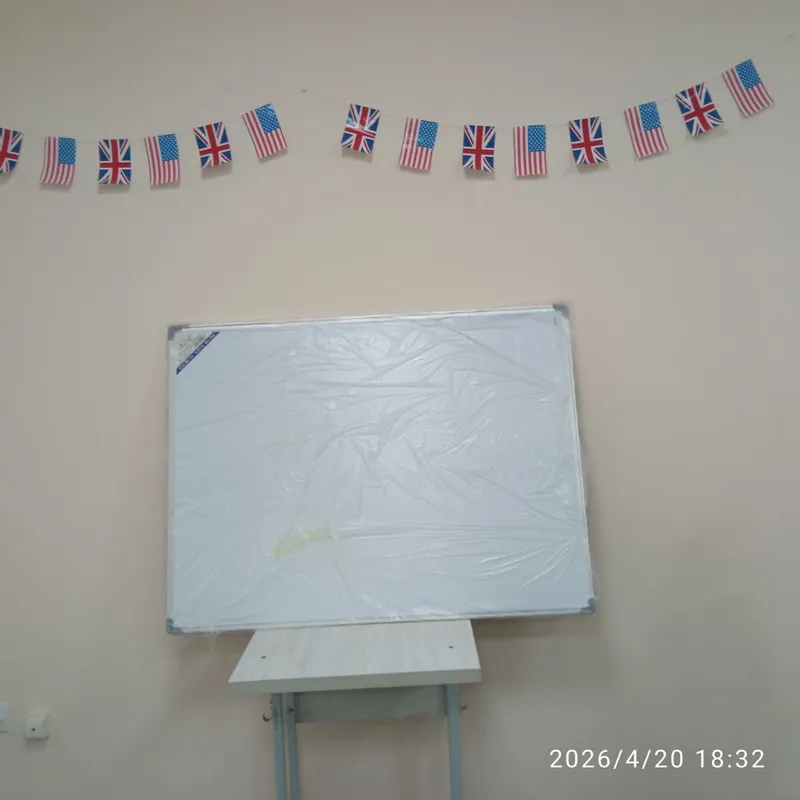 70sm*100sm li markerli doska, orqasi bo'rli