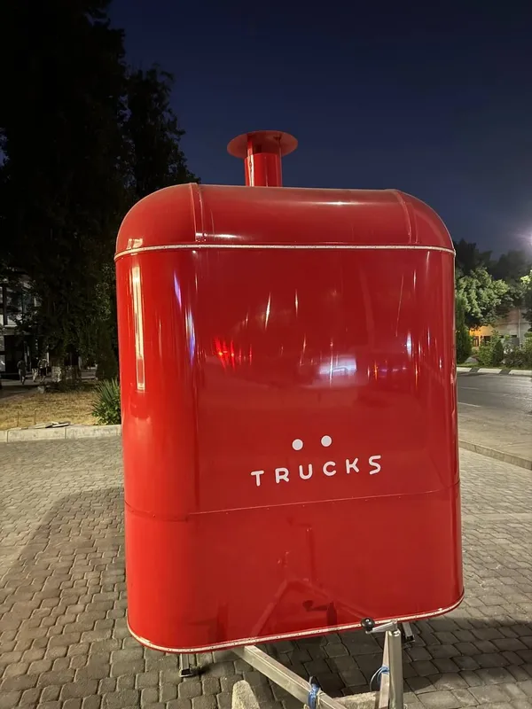 Food truck 4