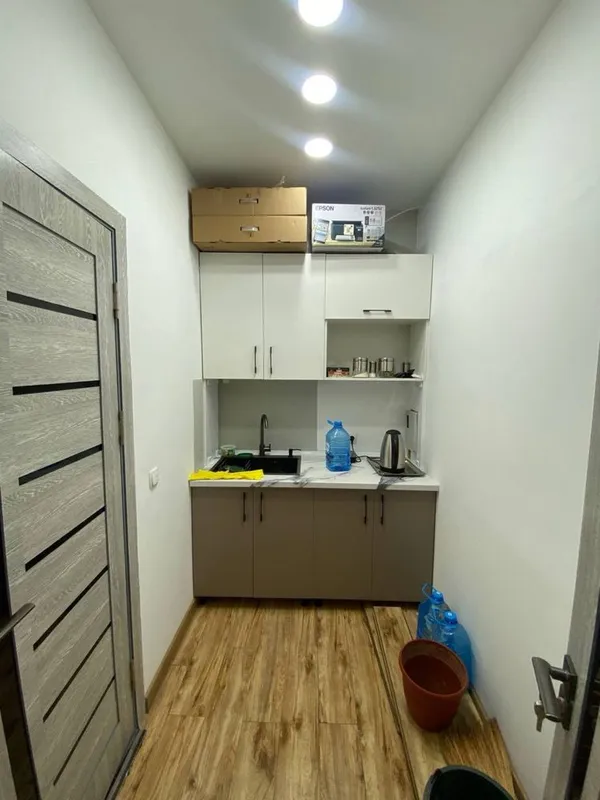 Аренда Евро офис Ор-р: метро Айбек 100м2 8