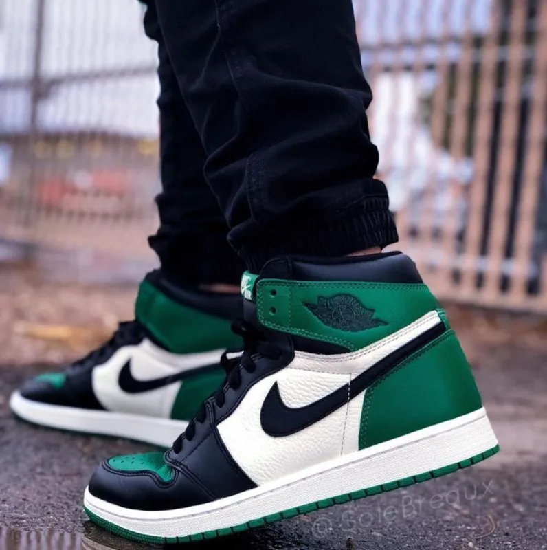 Nike iar