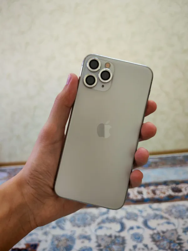 iPhone 11 Pro 1 iPhone 11 Pro 1