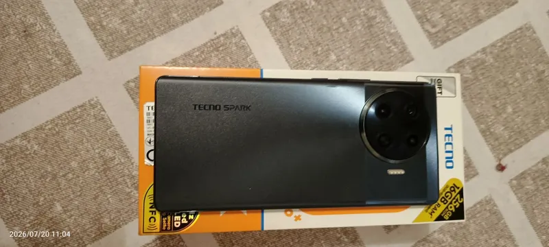 TECNO Спарк 20про 256 талик 3