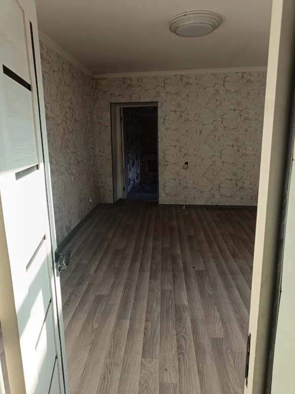 Продам участок 2ком 2сотки в доль дороги 5км от метро сергели 84 кв 8
